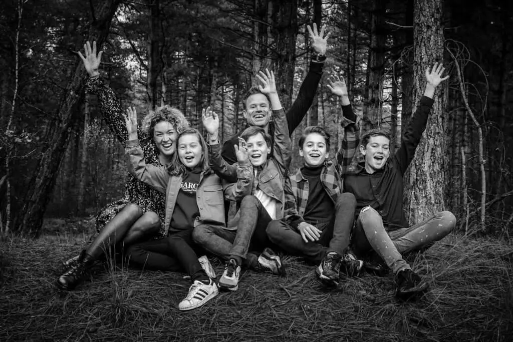 Ongedwongen fotoshoot met het gezin